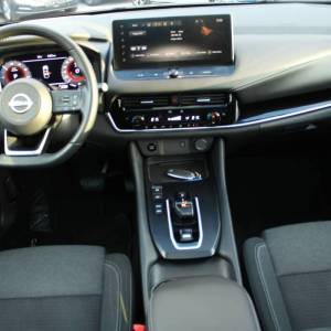 Nissan Qashqai E-Power AUTOMATIK N-Connecta *PANORAMA, LED, NAVIGACIJA*