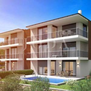 Njivice - dvoetažni apartman u blizini plaže