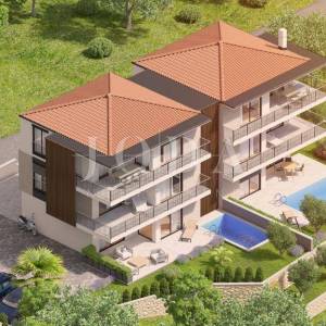 Njivice - dvoetažni apartman u blizini plaže