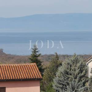 Njivice kuća
