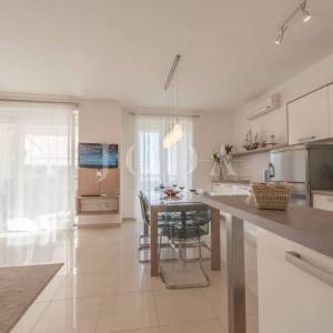 Novalja apartman 1. red do mora
