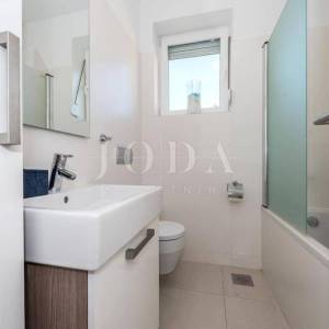 Novalja apartman 1. red do mora