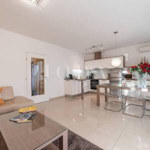 Novalja apartman 1. red do mora