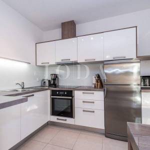 Novalja apartman 1. red do mora