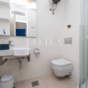 Novalja apartman 1. red do mora