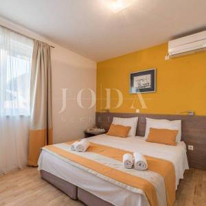 Novalja apartman 1. red do mora