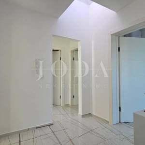Novalja, novogradnja penthouse
