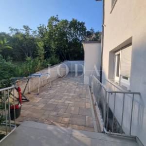 Novi Vindolski, kuća 70m od mora