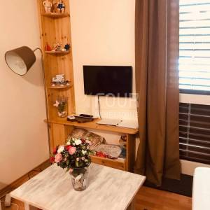 Novi Vinodolski, 110m2, kuća s 3 stana, garaža i okućnica