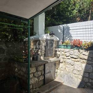 NOVI VINODOLSKI, BRIBIRSKA OBALA, stan 130m  od mora