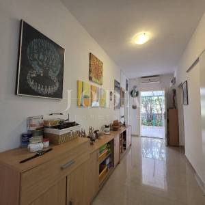NOVI VINODOLSKI, BRIBIRSKA OBALA, stan 130m  od mora