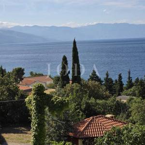 NOVI VINODOLSKI, Bribirska obala, stan 150m od mora