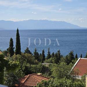 NOVI VINODOLSKI, Bribirska obala, stan 150m od mora