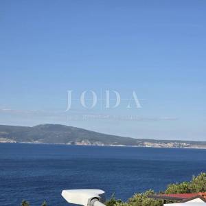 NOVI VINODOLSKI, Bribirska obala, stan 150m od mora
