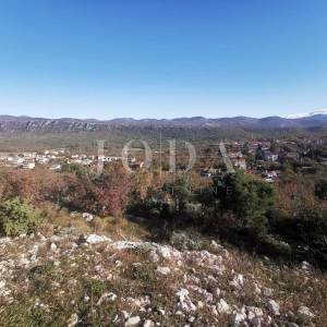 Novi Vinodolski, građevinsko zemljište 557m2