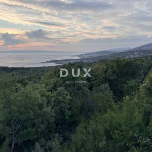 NOVI VINODOLSKI, KLENOVICA - teren s panoramskim pogledom za villu ili stambenu zgradu