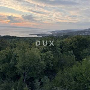 NOVI VINODOLSKI, KLENOVICA - teren s panoramskim pogledom za villu ili stambenu zgradu