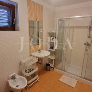 Novi Vinodolski kuća 100 m od mora
