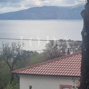 Novi Vinodolski kuća 100 m od mora
