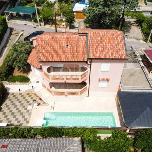 Novi Vinodolski kuća s bazenom