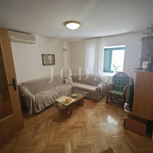 Novi Vinodolski, kuća u centru s panoramskim pogledom 