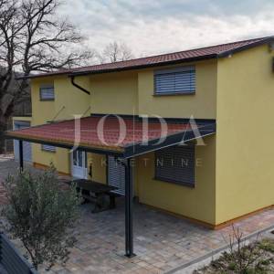 Novi Vinodolski, lijepa kuća na mirnoj lokaciji