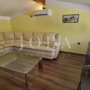 Novi Vinodolski, lijepa kuća na mirnoj lokaciji