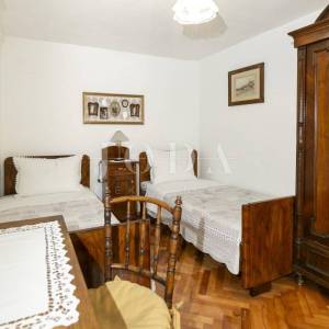 NOVI VINODOLSKI, šarmantna kuća u centru grada