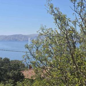 Novi Vinodolski, Smokvica Krmpotska, kuća sa dva stana