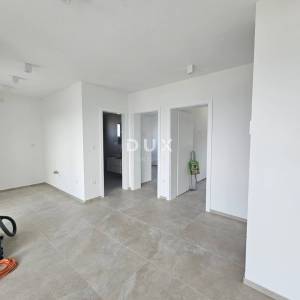NOVI VINODOLSKI, SMOKVICA - apartman u novogradnji, blizina mora