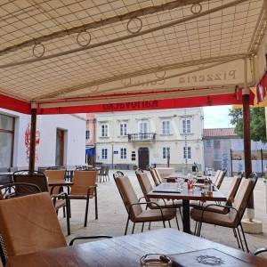 Novi Vinodolski, stambeno-poslovni objekt u centru grada