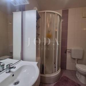 NOVI VINODOLSKI, stan 81m2, prizemlje