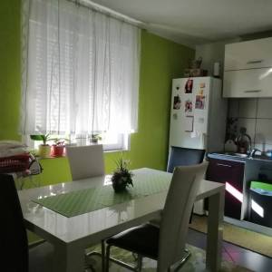 NOVI VINODOLSKI - stan na dobroj poziciji blizu mora