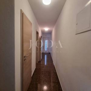 NOVI VINODOLSKI,stan 78m2, blizina svih sadržaja