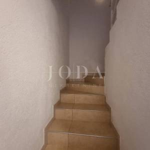 NOVI VINODOLSKI,stan 78m2, blizina svih sadržaja