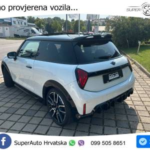NOVO MINI Cooper S 2.0 Steptronic John Cooper Works 204 KS, ACC+360+GR SJED+PANO
