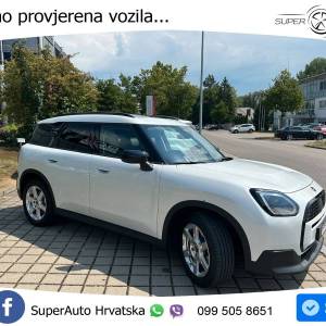NOVO MINI Countryman C Classic 1.5 Aut. Trim 156 KS, KAM+LED+GR SJED+PANO+HEAD