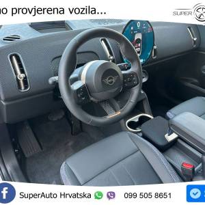NOVO MINI Countryman C Classic 1.5 Aut. Trim 156 KS, KAM+LED+GR SJED+PANO+HEAD
