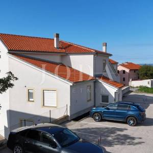 Novo uređeni penhouse 67m2 s panoramskim pogledom na more (prodaja).