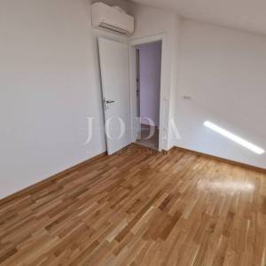 Novogradnja, apartman s otvorenim pogledom na more, Njivice