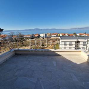 Novogradnja, apartman s otvorenim pogledom na more, Njivice