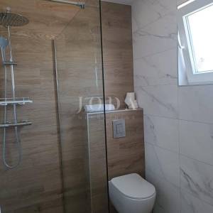 Novogradnja kuća sa bazenom,NOVIGRAD okolica