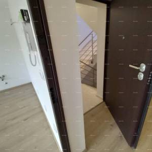 Novogradnja! Prodaja stana s dvije spavaće sobe i garažom. Blizina mora! Medulin!