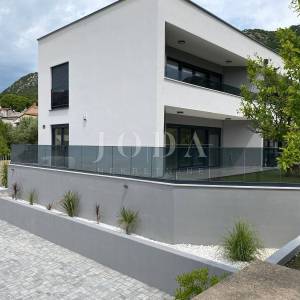 Novogradnja u okolici Baške, Krk