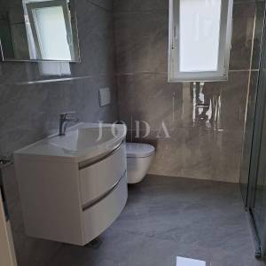 Novoizgrađeni moderni stanovi, Malinska - otok Krk