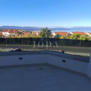 Novoizgrađeni moderni stanovi, Malinska - otok Krk