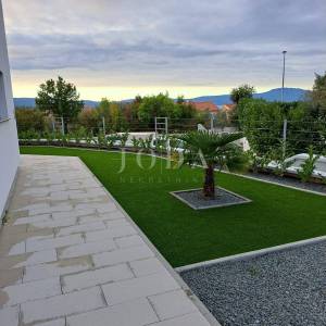 Novoizgrađeni moderni stanovi, Malinska - otok Krk