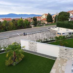 Novoizgrađeni moderni stanovi, Malinska - otok Krk