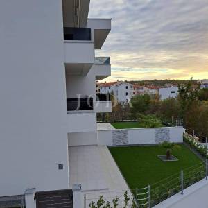Novoizgrađeni moderni stanovi, Malinska - otok Krk