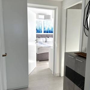 Novouređeni apartman s otvorenim pogledom na more